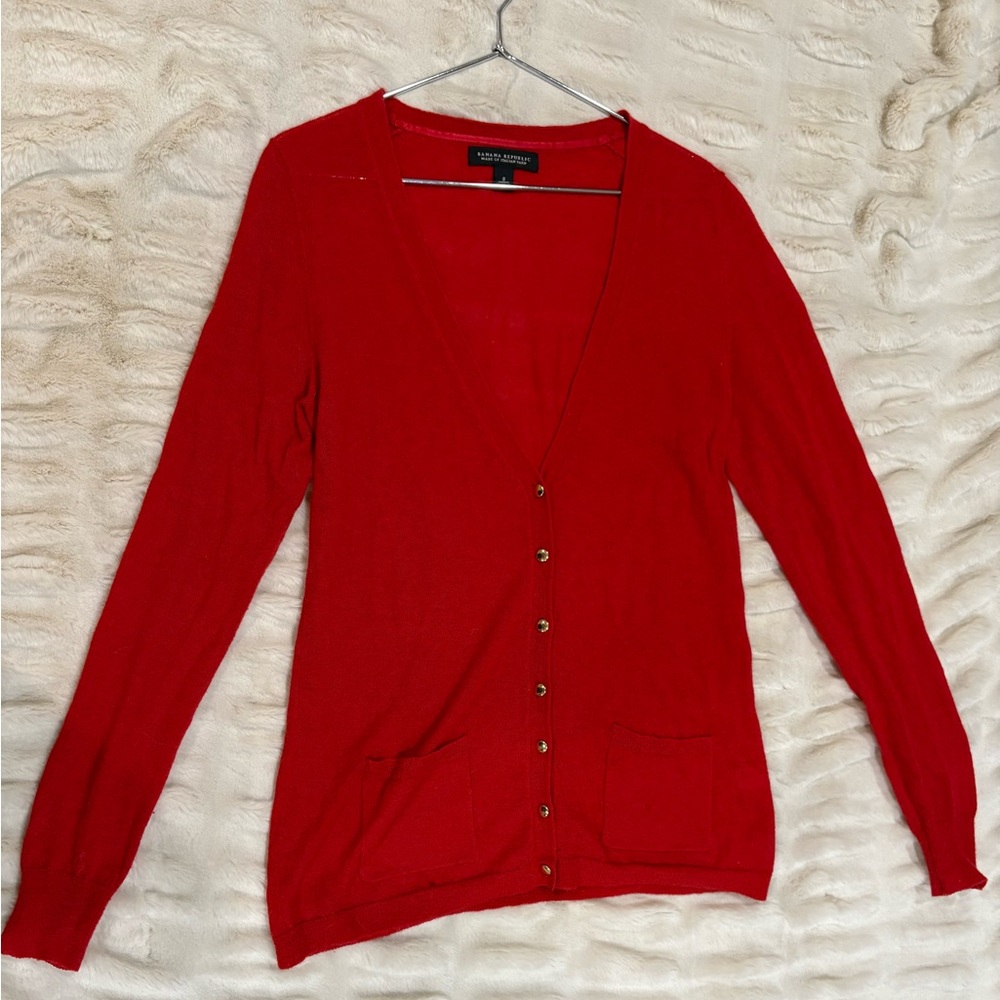 Banana Republic Women's Scarlet Cardigan gold buttons 37% alpaca rn 54023 v neck